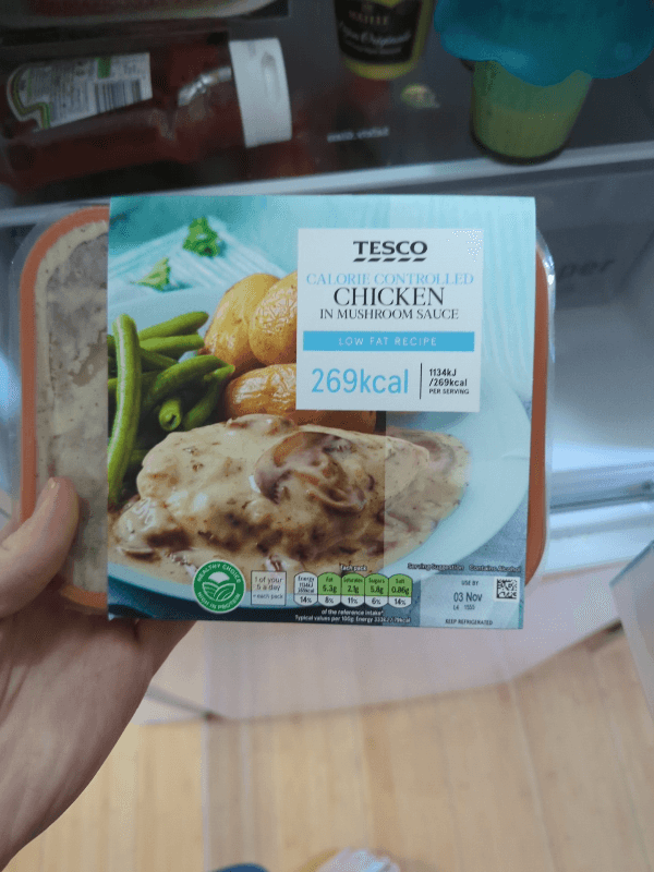 Tesco Calorie Controlled Chicken In Mushroom Sauce