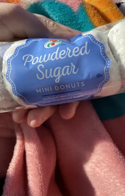 7 Select Powdered Sugar Mini Donuts