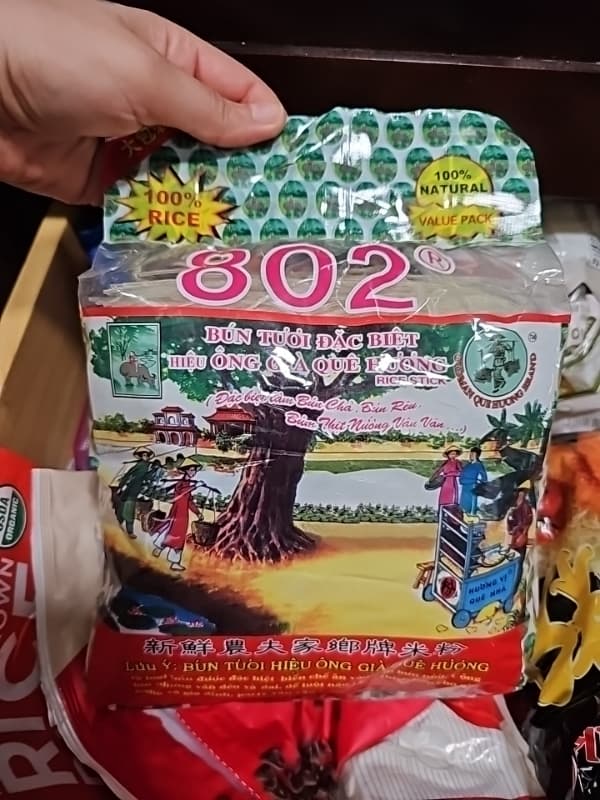 Oldman Que Huong Brand 802 Rice Stick Vermicelli