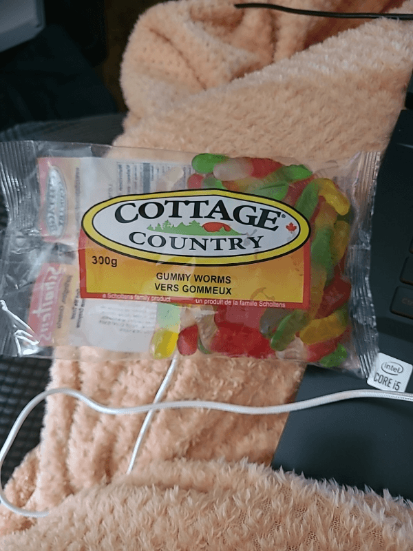 Cottage Country Gummy Worms