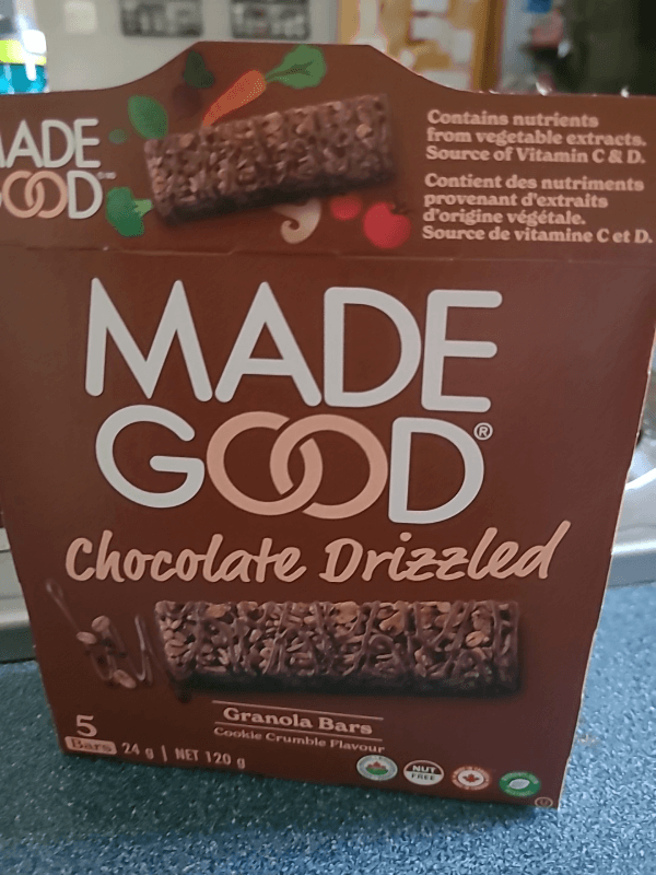 Made Good Chocolate Drizzled Granola Bars Cookie Crumble Flavour