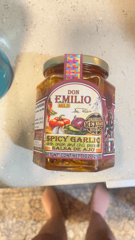 Don Emilio Mild Spicy Garlic Sauce With Onion And Chili Pepper