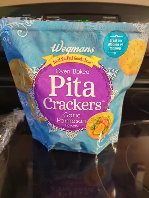 Wegmans Oven Baked Pita Crackers Garlic Parmesan