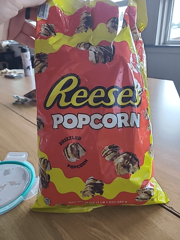Reese'S Drizzled Popcorn