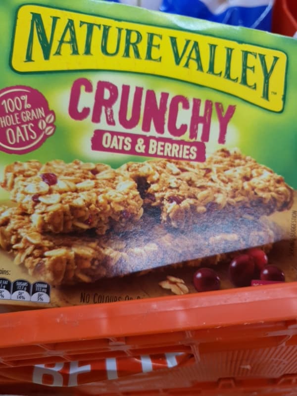 Nature Valley Crunchy Oats & Berries