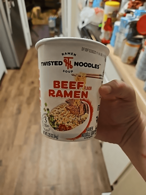 Twisted Noodles Soup Beef Flavor Ramen