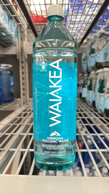 Waiākea Hawaiian Volcanic Water