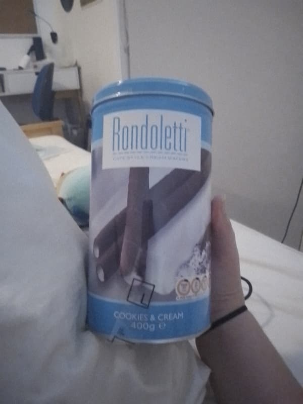 Rondoletti Cafe Style Cookies & Cream Cream Wafers
