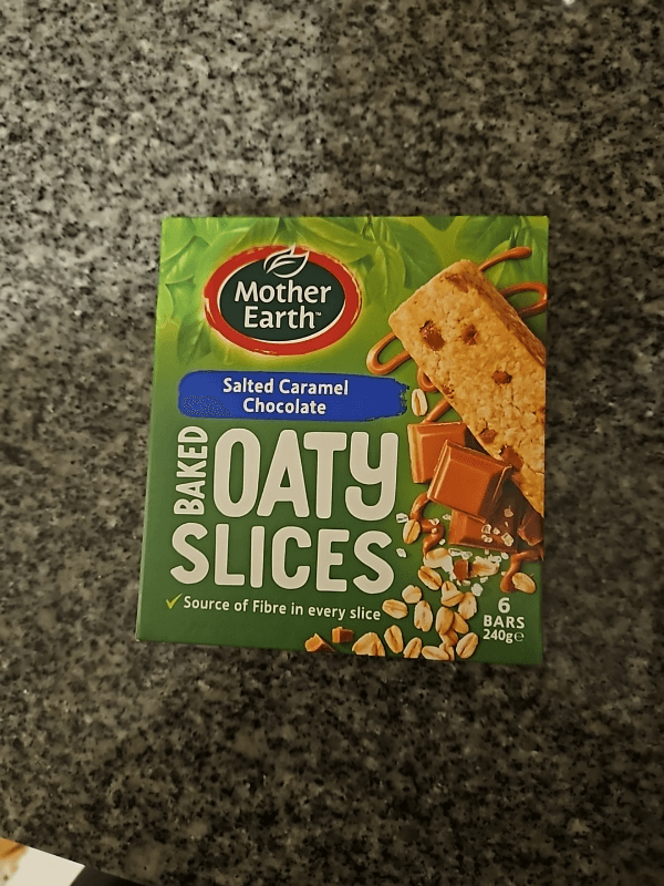 Mother Earth Baked Oaty Slices Salted Caramel Chocolate