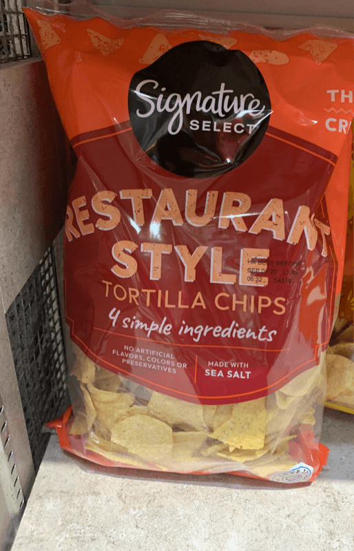 Signature Select Restaurant Style Tortilla Chips
