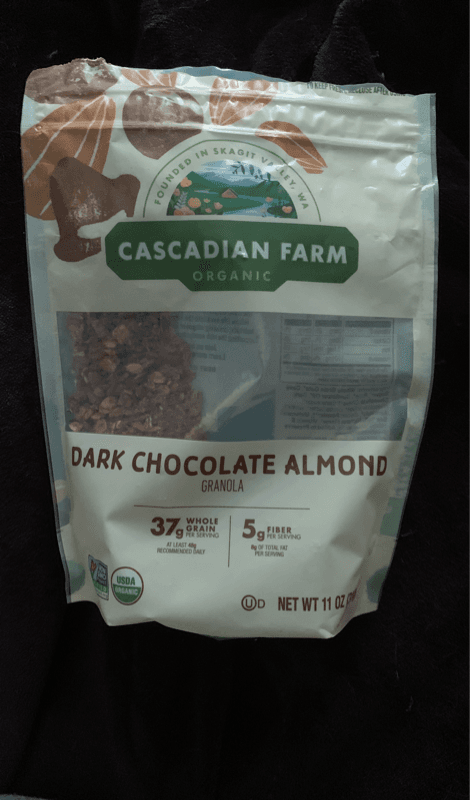 Cascadian Farm Organic Dark Chocolate Almond Granola