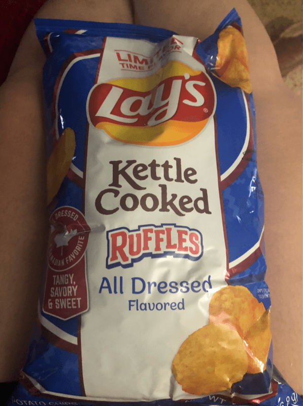 Lay'S Kettle Cooked Ruffles All Dressed Flavored Potato Chips