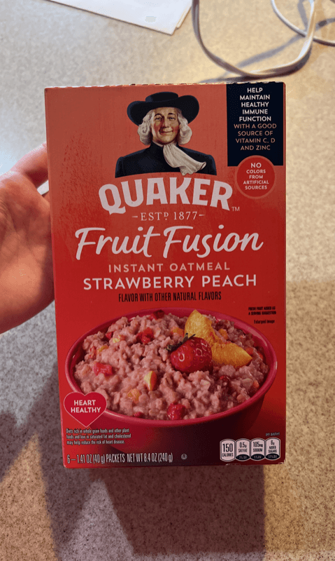 Quaker Fruit Fusion Strawberry Peach Instant Oatmeal
