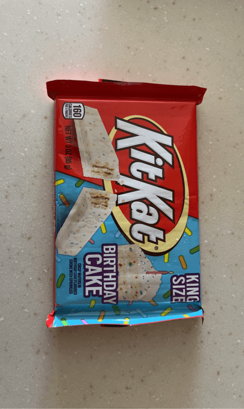 Kit Kat Birthday Cake Flavored Creme With Sprinkles King Size Wafer Candy Bar