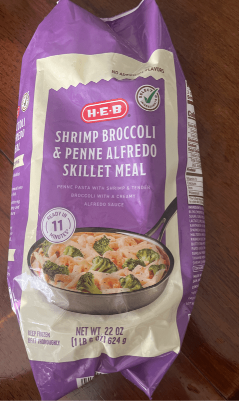 H-E-B Shrimp Broccoli & Penne Alfredo Skillet Meal