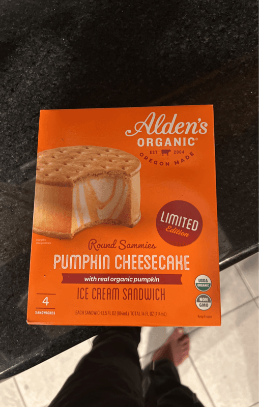 Alden'S Organic Round Sammies Pumpkin Cheesecake Ice Cream Sandwich