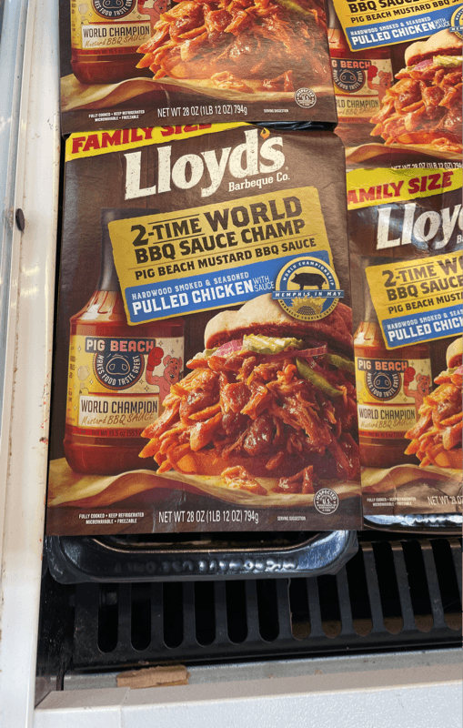 Lloyd'S Hardwood Smoked & Seasoned Pulled Chicken With Pig Beach Mustard Bbq Sauce