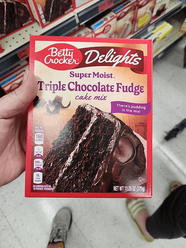 Betty Crocker Delights Super Moist Triple Chocolate Fudge Cake Mix