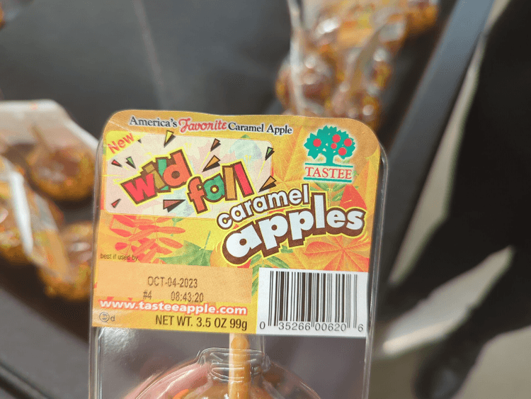 Tastee Wild Fall Caramel Apples