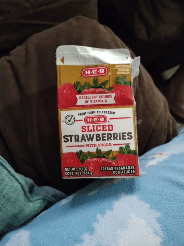H-E-B Sliced Strawberries With Sugar