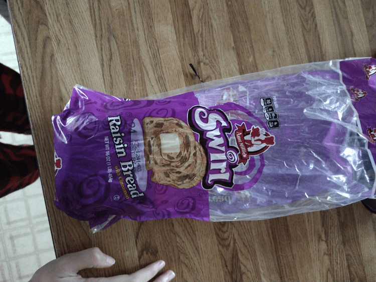 Aunt Millie'S Swirl Raisin Bread