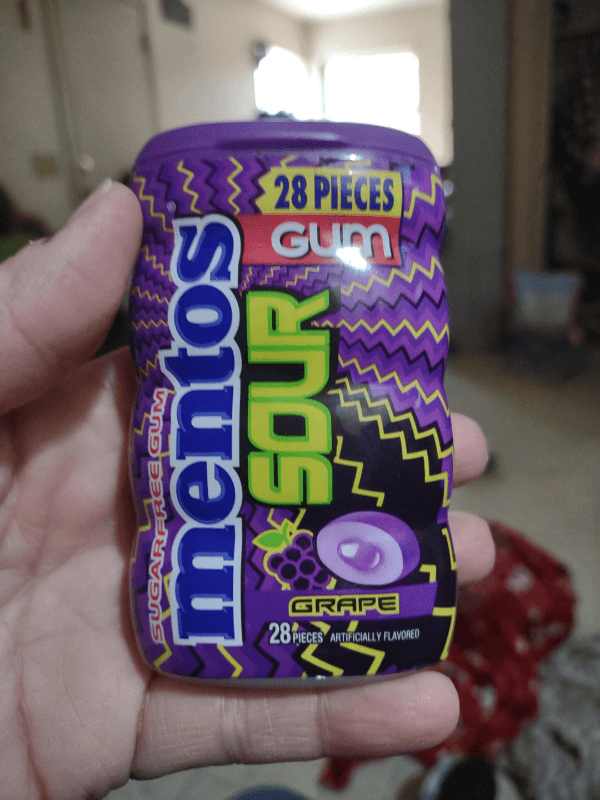 Mentos Sour Grape Sugarfree Gum