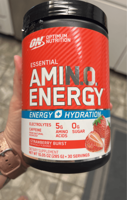On Optimum Nutrition Strawberry Burst Essential Amino Energy + Hydration