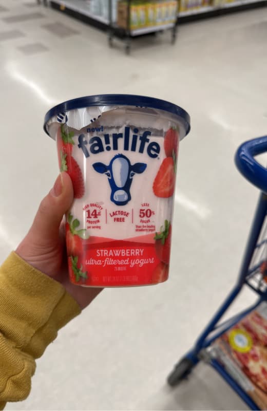 Fa!Rlife Strawberry Ultra-Filtered Yogurt