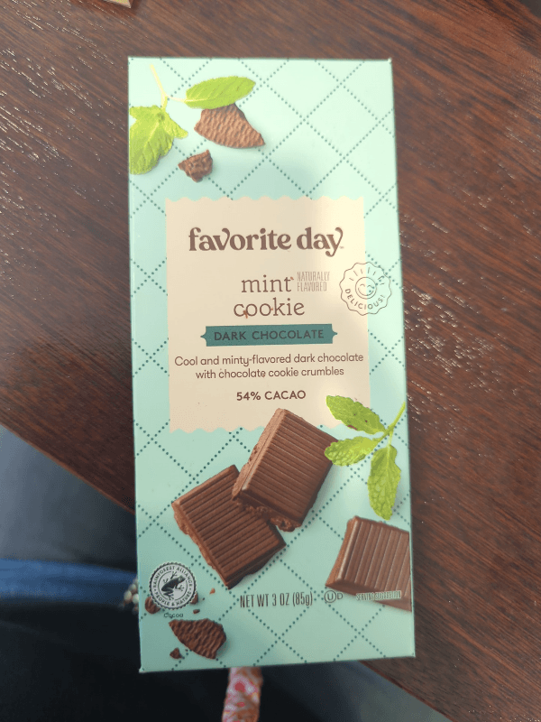 Favorite Day Mint Cookie Dark Chocolate
