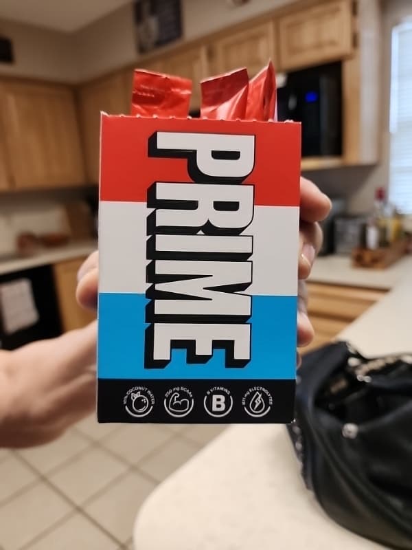 Prime Hydration Sticks Ice Pop