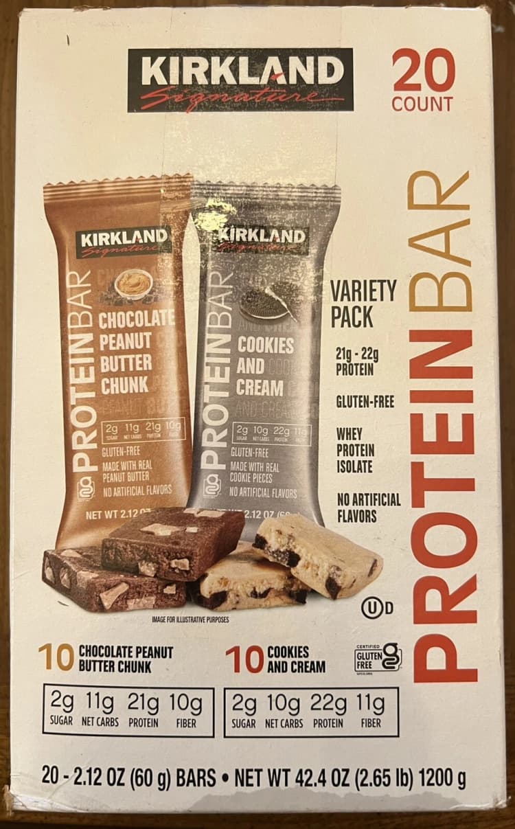 Kirkland Signature Protein Bar Variety Pack: 10 Chocolate Peanut Butter Chunk, 10 Cookies And Cream