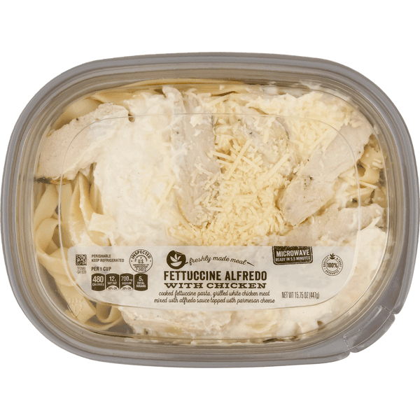 Our Brand Freshly Made Meal Fettuccini Alfredo With Chicken