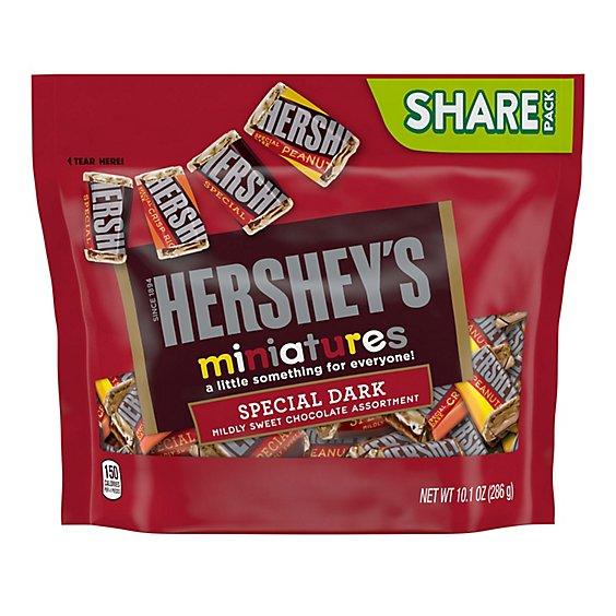 Is it Pescatarian? Hershey's Miniatures Special Dark Chocolate