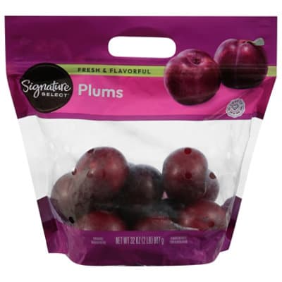 Signature Select/Farms Plums