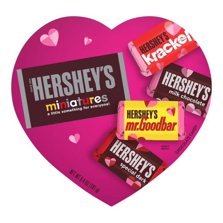 Hershey'S Assorted Miniatures Chocolate Candy Valentine Heart Gift