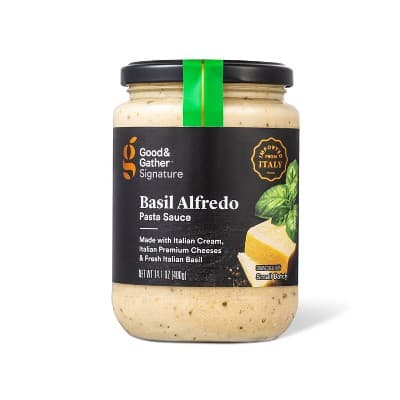 Signature Basil Alfredo Sauce - Good &#38; Gather&#8482;
