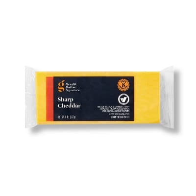 Signature Sharp  Cheddar Cheese - Good &#38; Gather&#8482;