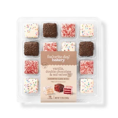 Petit Fours Vanilla, Double Chocolate, Red Velvet Assortment  Favorite Day&#8482;