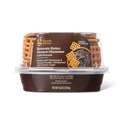 Brownie Batter Dessert Hummus With Pretzels - Good &#38; Gather&#8482;