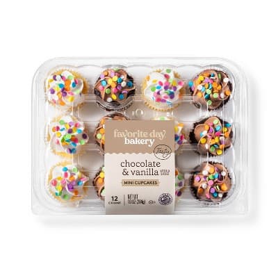 Chocolate &#38; Vanilla Mini Cupcakes  Favorite Day&#8482;