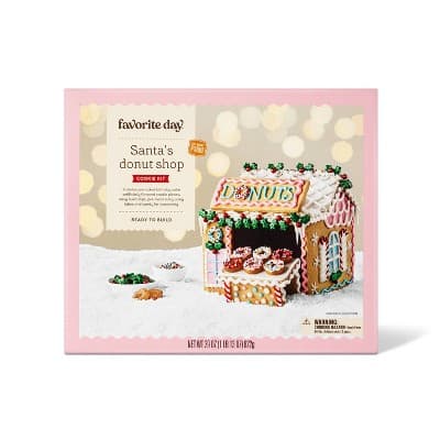 Holiday Santa&#39;S Donut Shop Gingerbread Kit - Favorite Day&#8482;