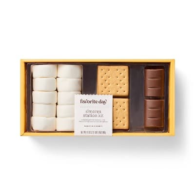 S&#39;Mores Station Kit - Favorite Day&#8482;