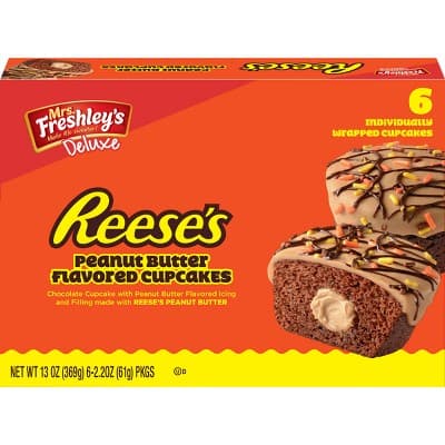 Mrs. Freshley&#39;S Deluxe Reese&#39;S Peanut Butter Flavored Cupcakes