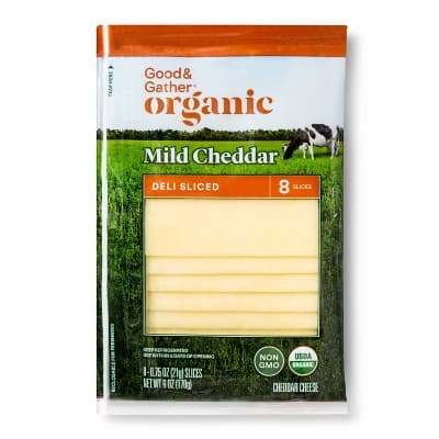 Organic Mild Cheddar Deli Sliced Cheese - Good &#38; Gather&#8482;