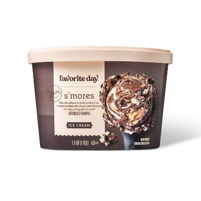 S&#39;Mores Ice Cream - Favorite Day&#8482;