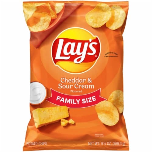 Lay'S Family Size Cheddar & Sour Cream Flavored Potato Chips