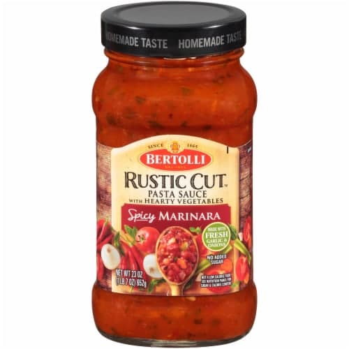 Bertolli Rustic Cut Spicy Marinara Pasta Sauce. Jar