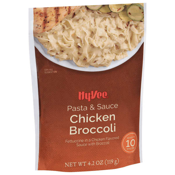 Hy-Vee Chicken Broccoli Pasta & Sauce