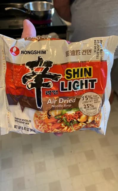 Nongshim Shin Light Air Dried Noodle Soup