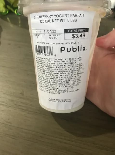 Publix Strawberry Yogurt Parfait